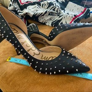 Sam Edelman hadlee d’orsay suede spiked spike heels pumps